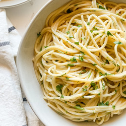 Creamy Garlic Butter Noodles Recipe