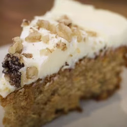 Easy Carrot Cake With Moreish Topping