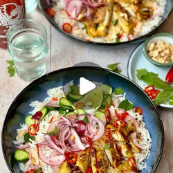 Coconut Sriracha Chicken Rice Bowls