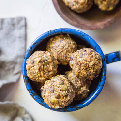 Trail Mix Energy Bites