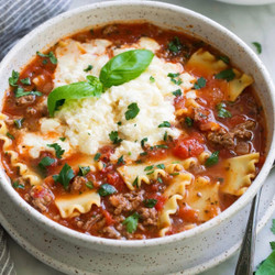 One Pot Lasagna Soup