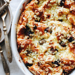 Bagel And Sausage Breakfast Casserole