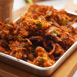 Onion Pakoda Recipe