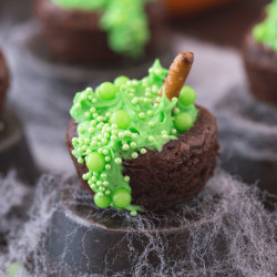 Bubbling Witch's Cauldron Brownies