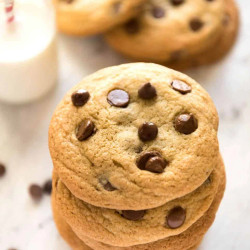 Soft Easy Chocolate Chip Cookies