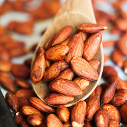 Tamari Almonds