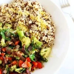 Superfood Quinoa Bowl