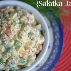 Polish Veggie Salad {sałatka Jarzynowa}