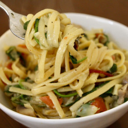 Easy One Pot Mushroom Spinach Artichoke Pasta
