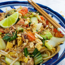 The Best Indonesian Noodles (mee Goreng)