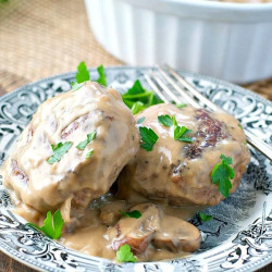 Slow Cooker Salisbury Steak