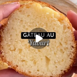 Easy Yoghurt Cake