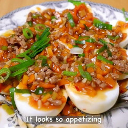 Best Way To Eat Hard Boiled Egg