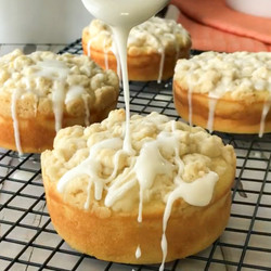 Mini Lemon Coffee Cakes With Crumb Topping