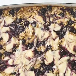 Blueberry Cheesecake Baked Oatmeal
