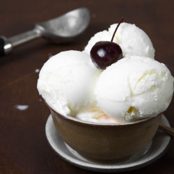Strawberry FroYo (Plain)