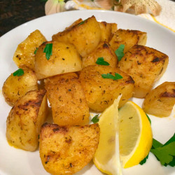 Greek Lemon Garlic Roasted Potatoes