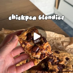 Chickpea Blondies