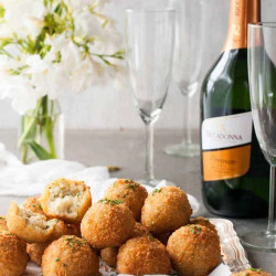 Cheesy Italian Arancini Rice Balls