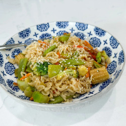 Ramen Noodle Stir Fry With Vegetables