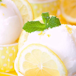 Refreshing Traditional Creamy Lemon Sorbet